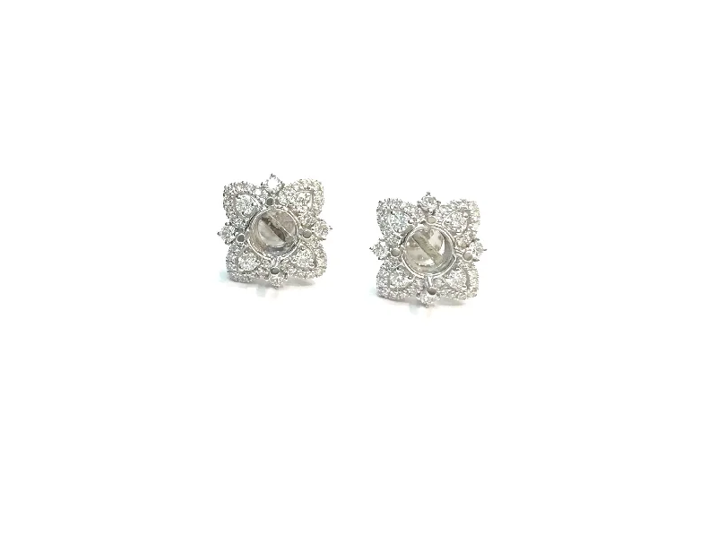 14KW FLOWER DIAMOND EARRING