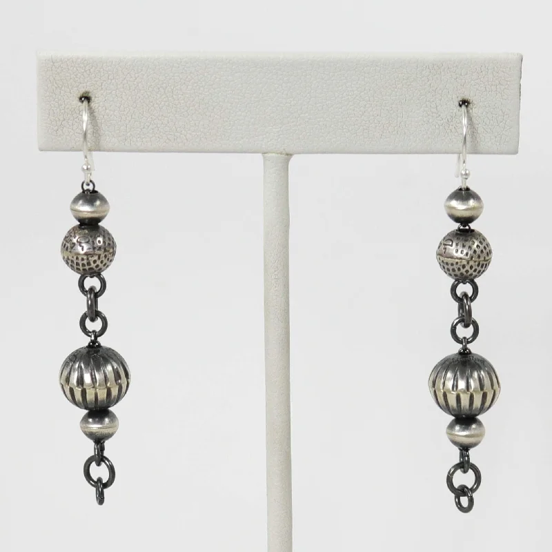 Navajo Pearl Earrings