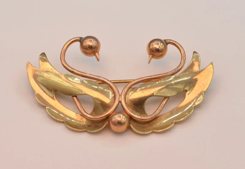 14K Two Lovebirds Brooch