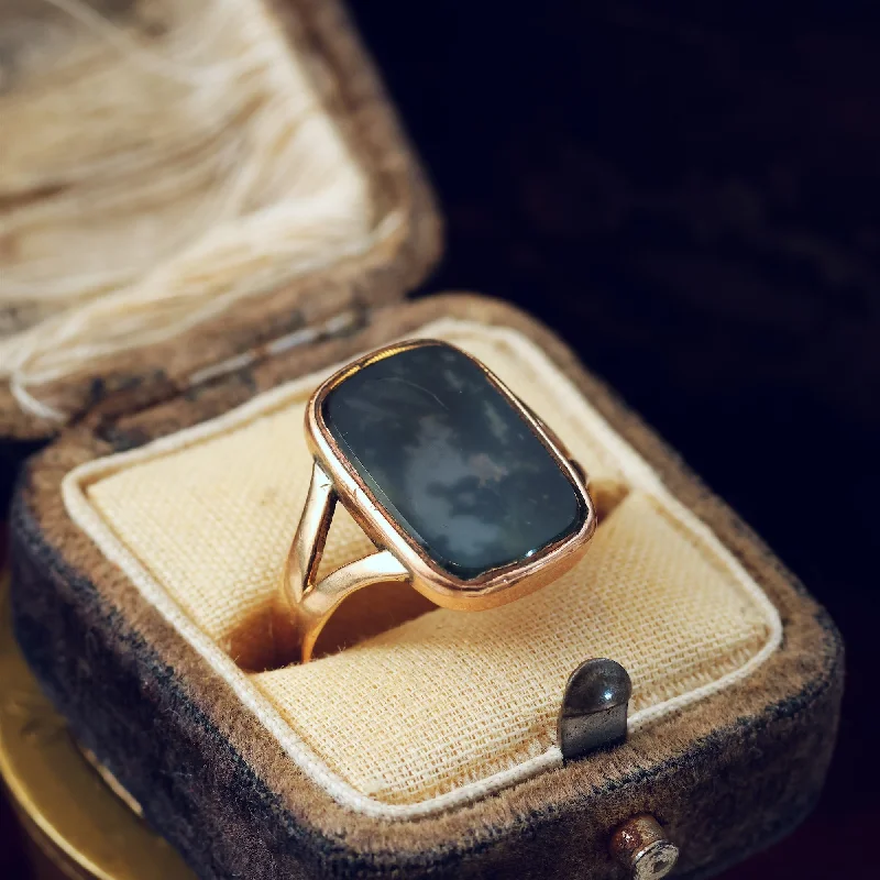 Distinguished Antique Georgian Moss Agate Specimen Ring