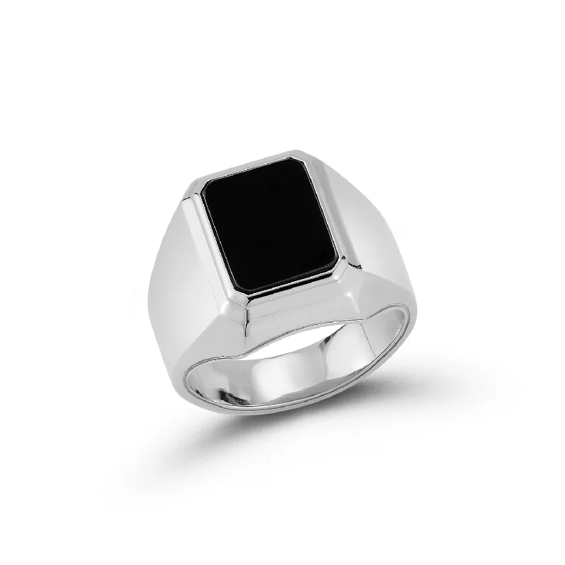 CARRINGTON STERLING SILVER AND BLACK SPINEL RECTANGULAR SIGNET RING