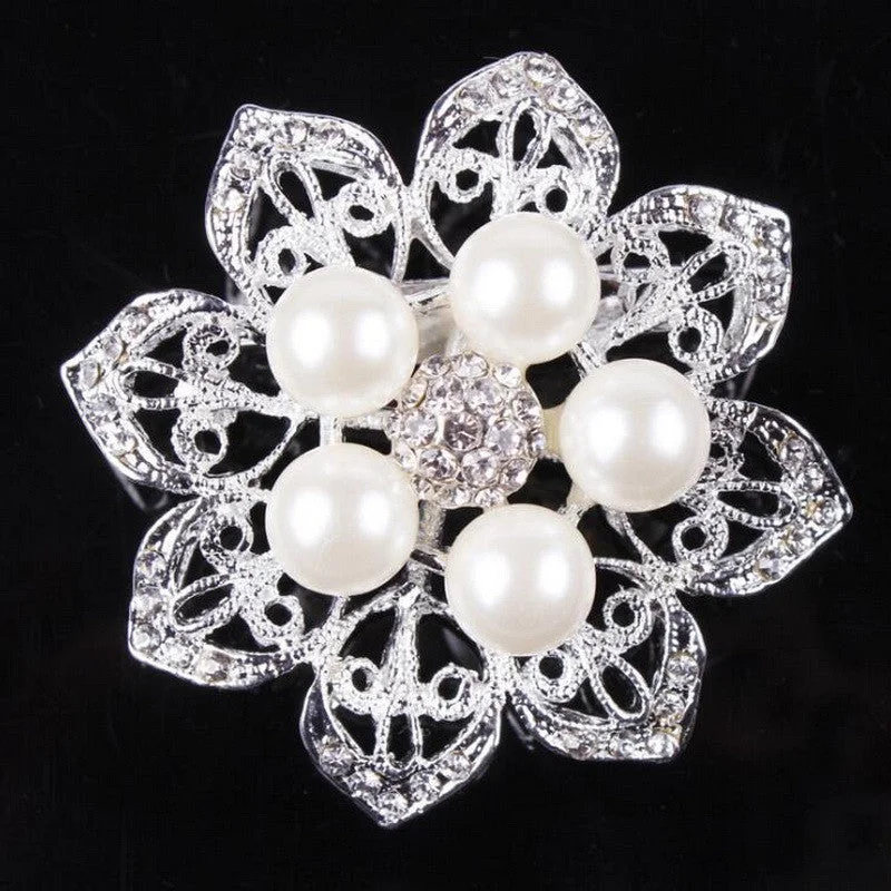 Brooch Clear Rhinestone Pearls Crystal BR-026