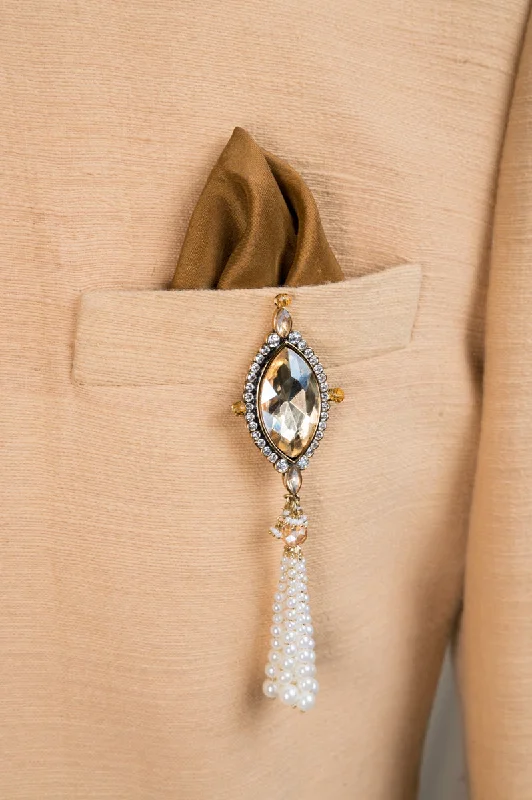 Gold Stone Brooch With Pearl Tassel