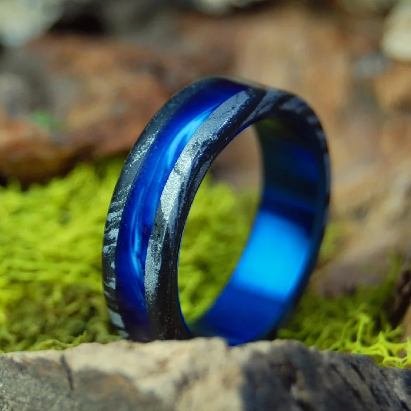 Greek God Vintage Blue Ii | Men's Vintage Blue Marbled Resin, Black M3 Titanium & Titanium Wedding Ring