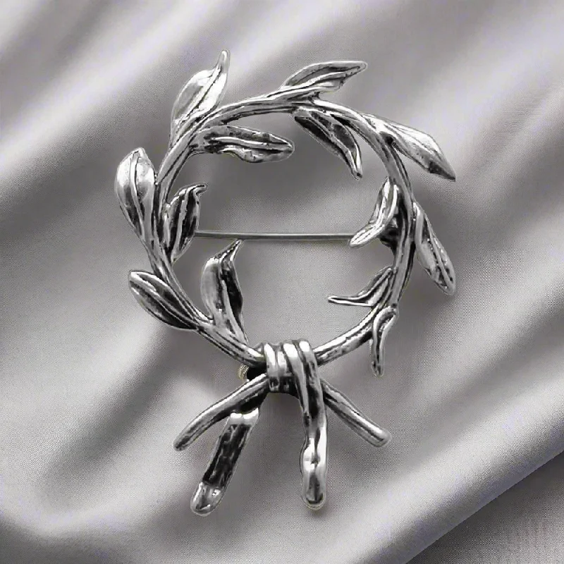 Kotinos Olive leaf Wreath brooch in Sterling Silver (K-40)