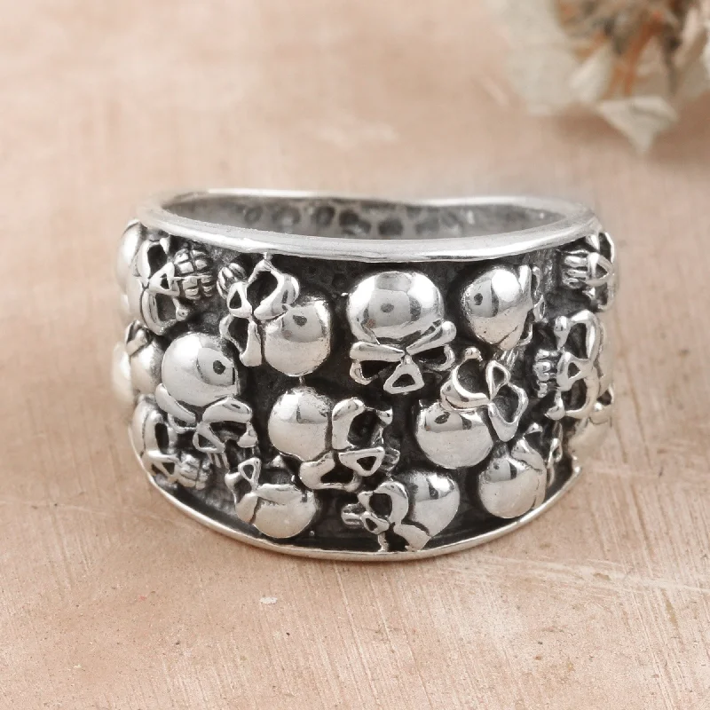 Novica Handmade Underworld Treasure Men'S Sterling Silver Domed Ring