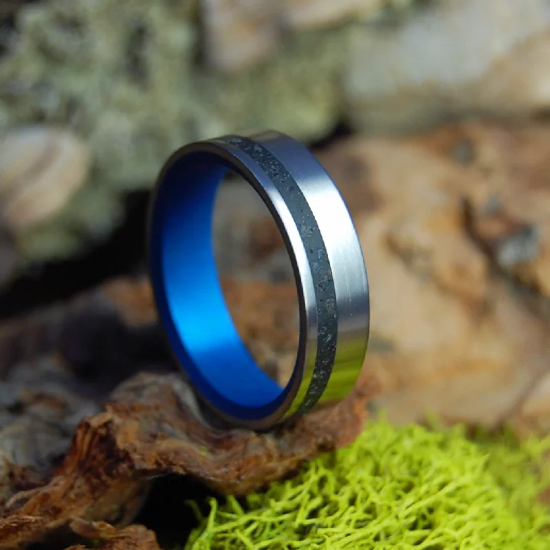 Blue Starlit Night On Vik Beach | Men's Icelandic Lava, Icelandic Beach Sand & Titanium Wedding Ring