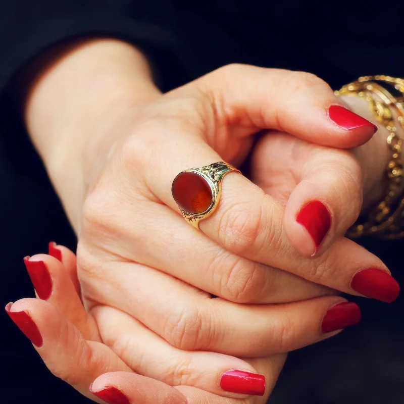 Vintage 8ct Gold Russet Carnelian Signet Ring